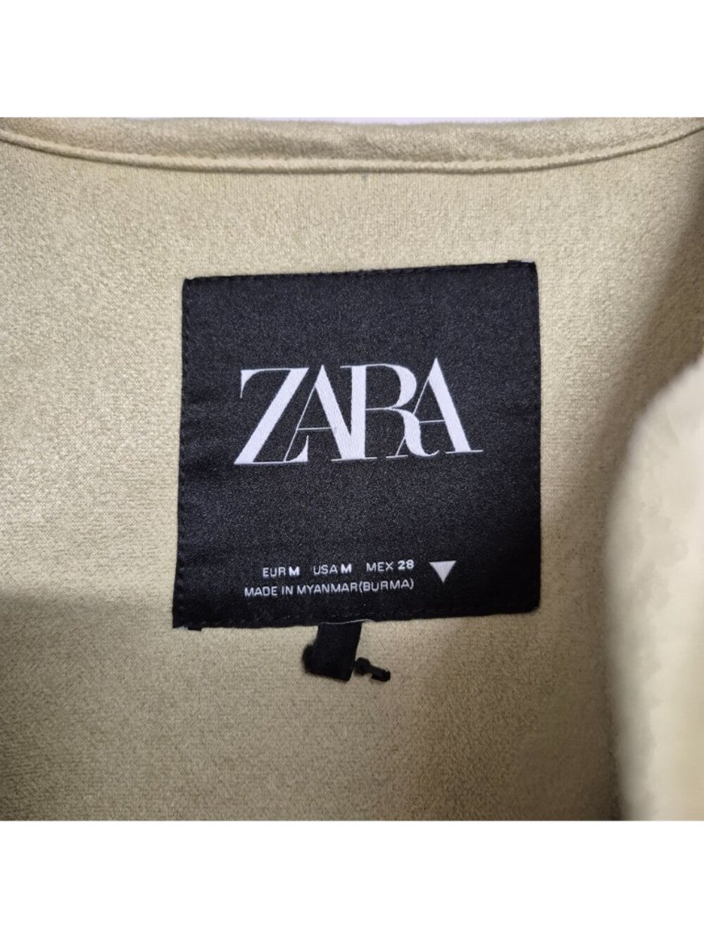 Zara Beige Faux Shearling Snap-Button Coat With Front Pockets - Picture 3 of 8